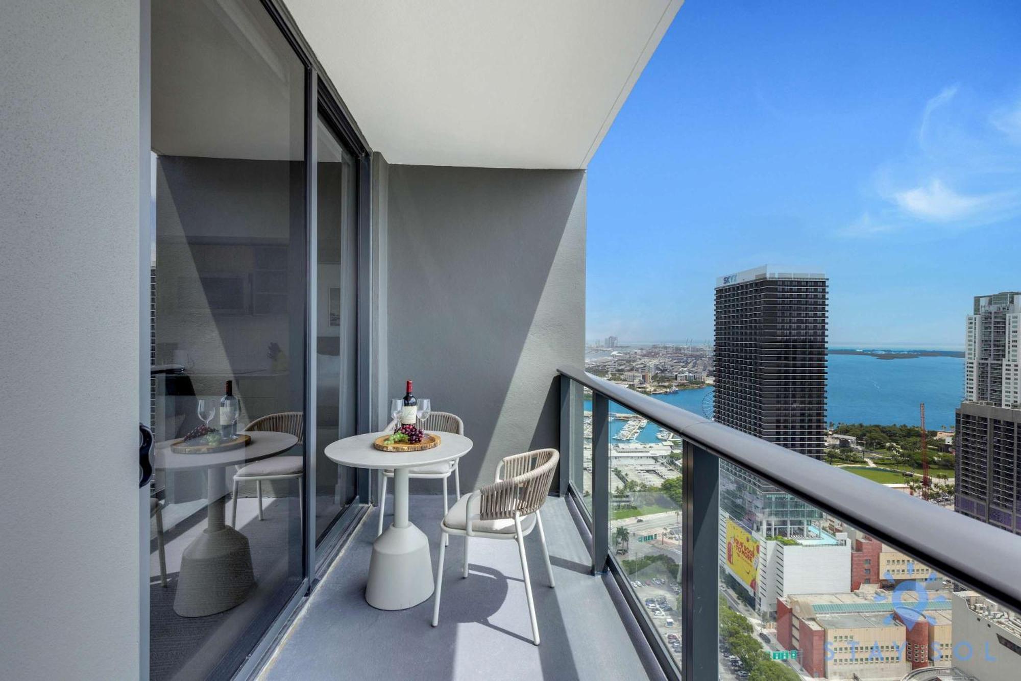 Luxury 2 Bedrooms Balcony Pool & Gym Appartamento Miami